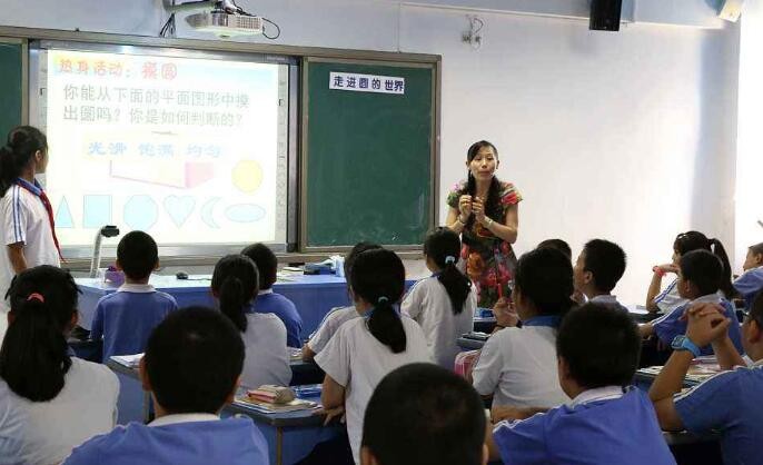 时讯：英国高校录取留学生的新标准